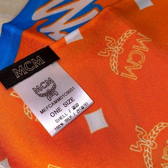 MCM Twilly stylish summer vibe with gorgeous pattern and exquisite colors - Picture 5 of 8